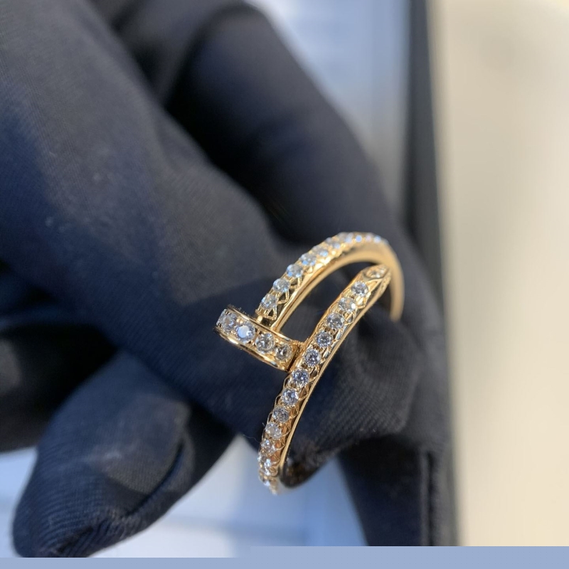 Ba*len*cia*ga rings